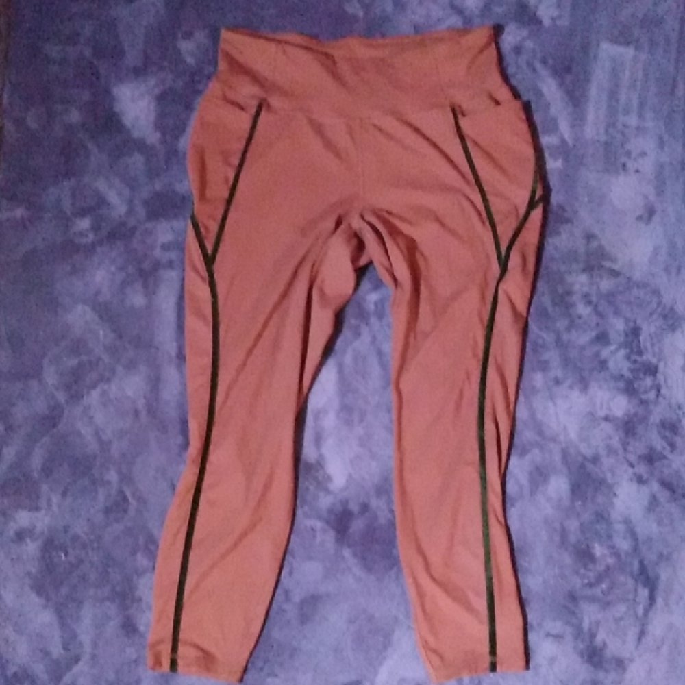 Livi Active Vibrant Orange Leggings with Dark Accents